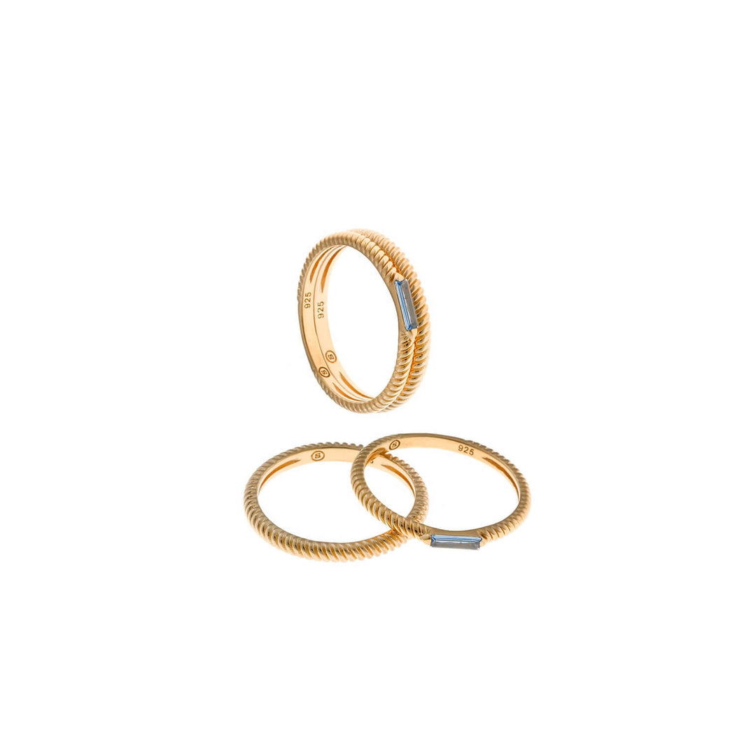 Двоен дамски сребърен пръстен с инкрустиран син циркон. 136S0423