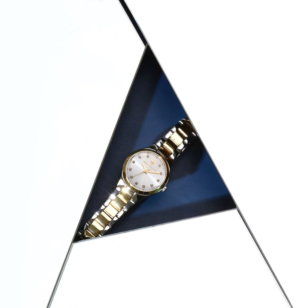 Дамски часовник от стомана със златно PVD покритие. Maserati