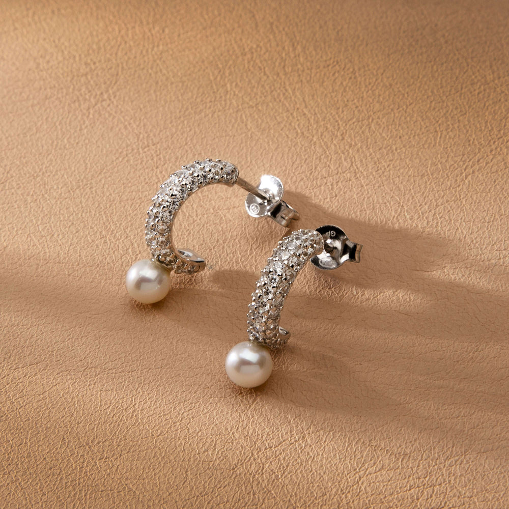 Дамски обеци халки с перли и нежни циркони Morellato SXU52