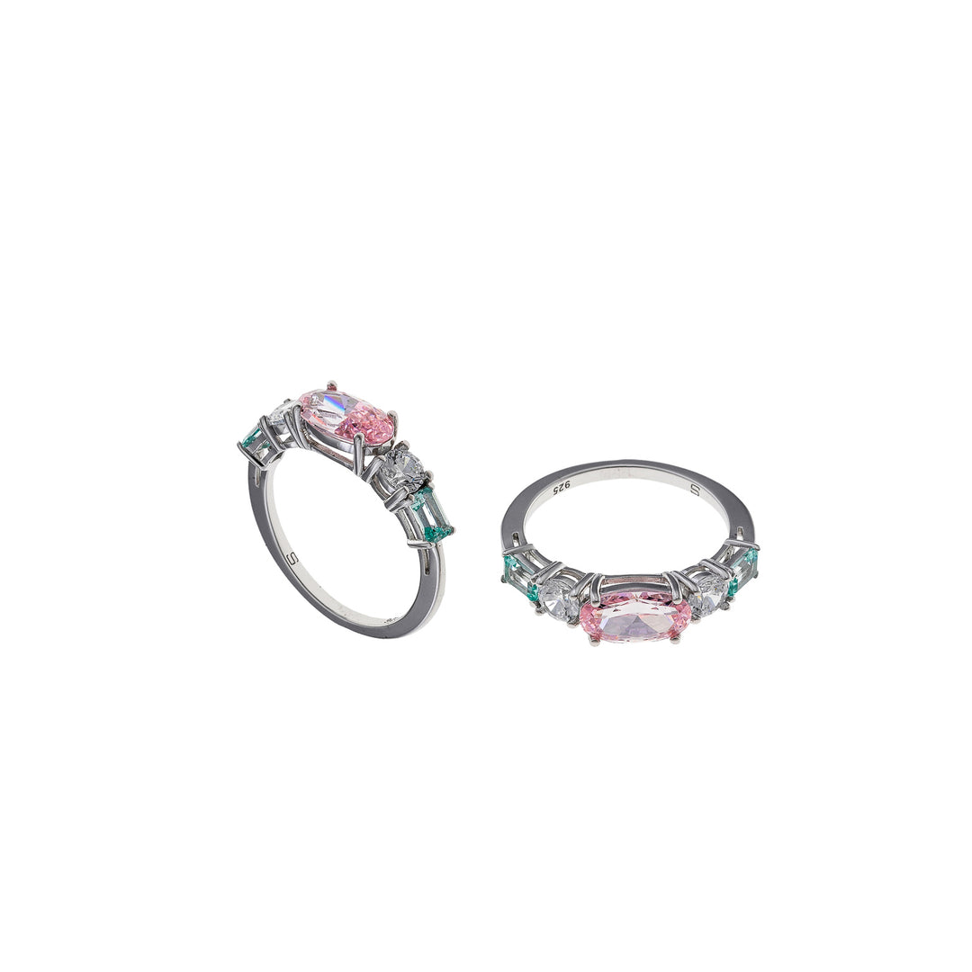 Дамски сребърен пръстен с цветни циркони.