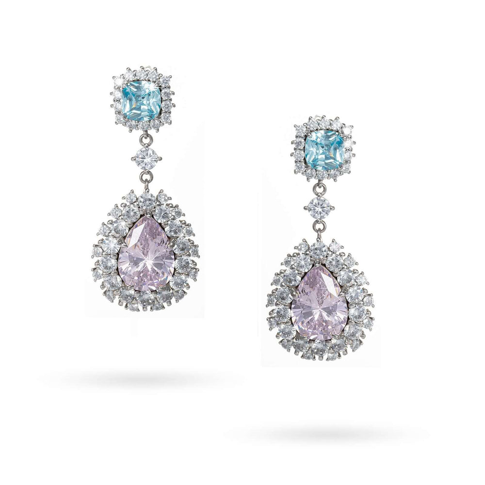 Впечатляващи сребърни обеци с инкрустирани циркони от Senso Silver.