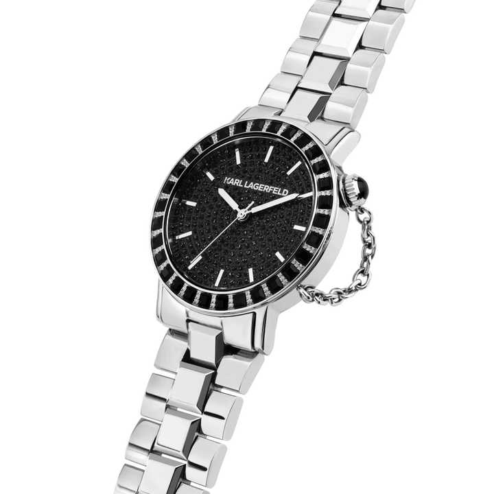 Близък план на дамски часовник Karl Lagerfeld Crystals с черен dial diamond dust и безел с камъни – R0553100505