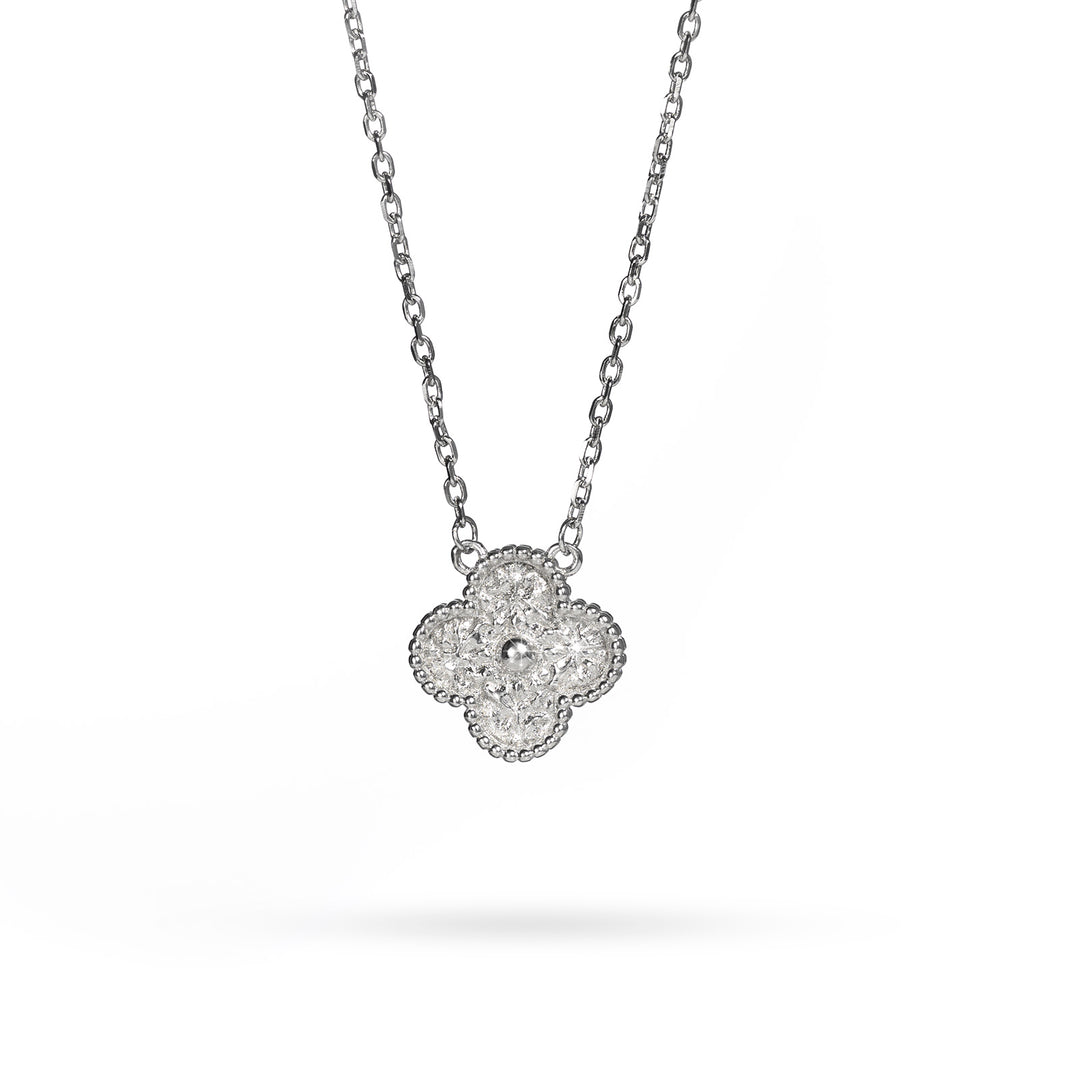 Дамско сребърно колие с детелина от Senso Silver. Дължина 40 см + 5 см.