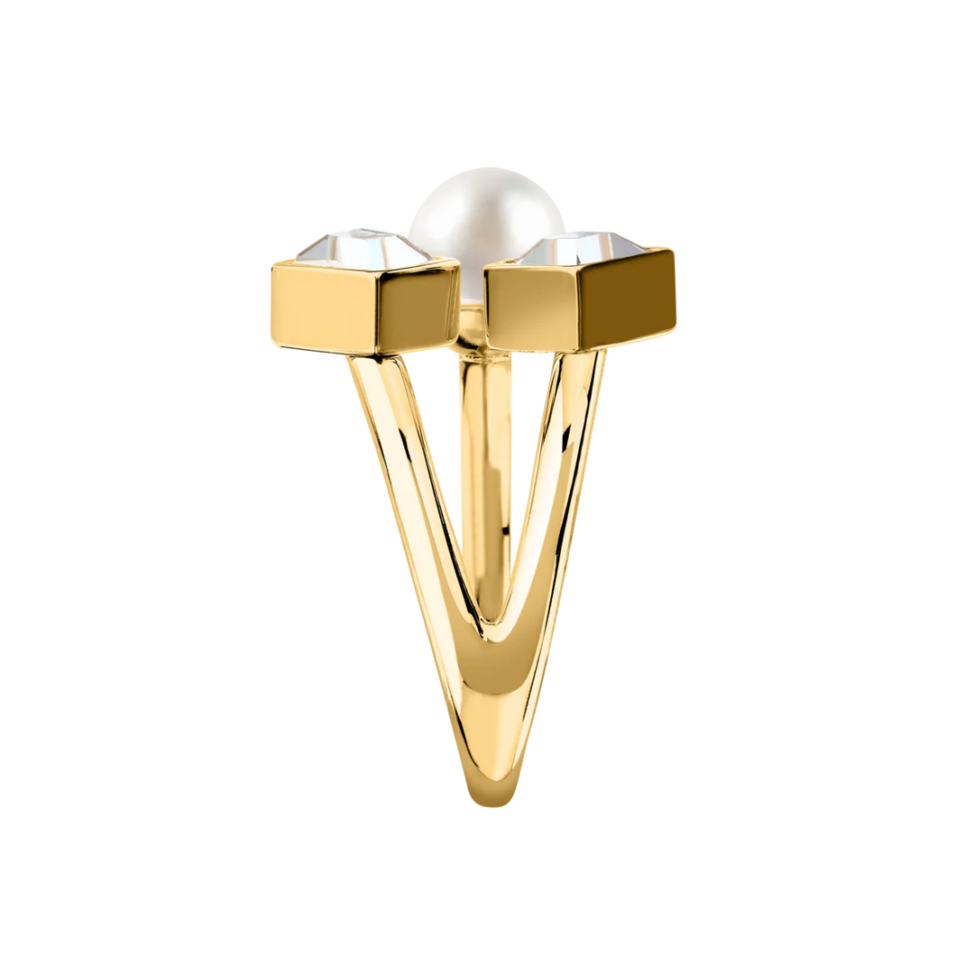 Детайлен изглед на дамски пръстен Karl Lagerfeld Pearl с двойно рамо, перла и квадратни кристали – часовник KLAYR23012