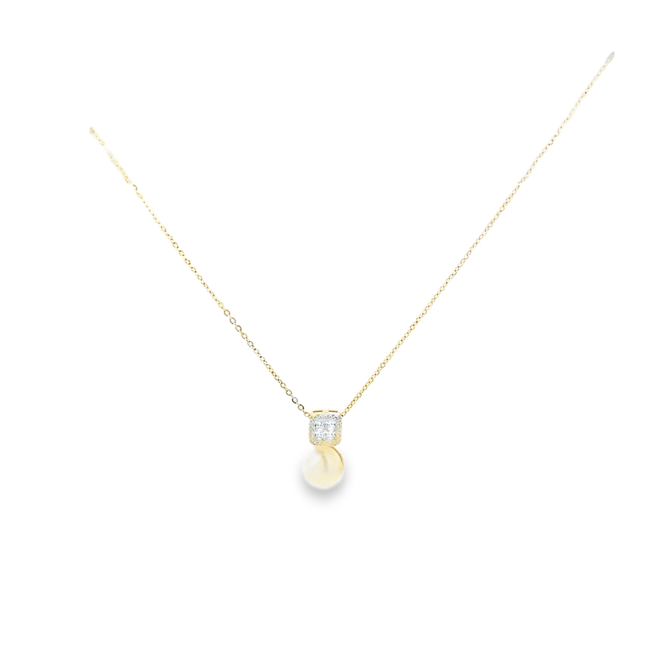 -elegantno-kolie-s-perla-i-blestyashti-tsirkoni-1