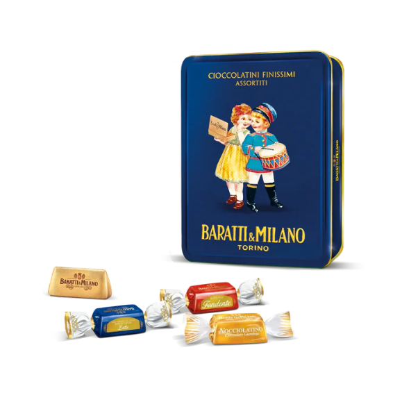 Синя метална кутия с шоколадови бонбони без глутен.